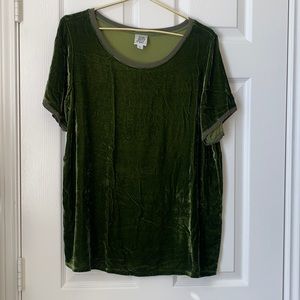 Velvet “t-shirt” by Ivy Jane